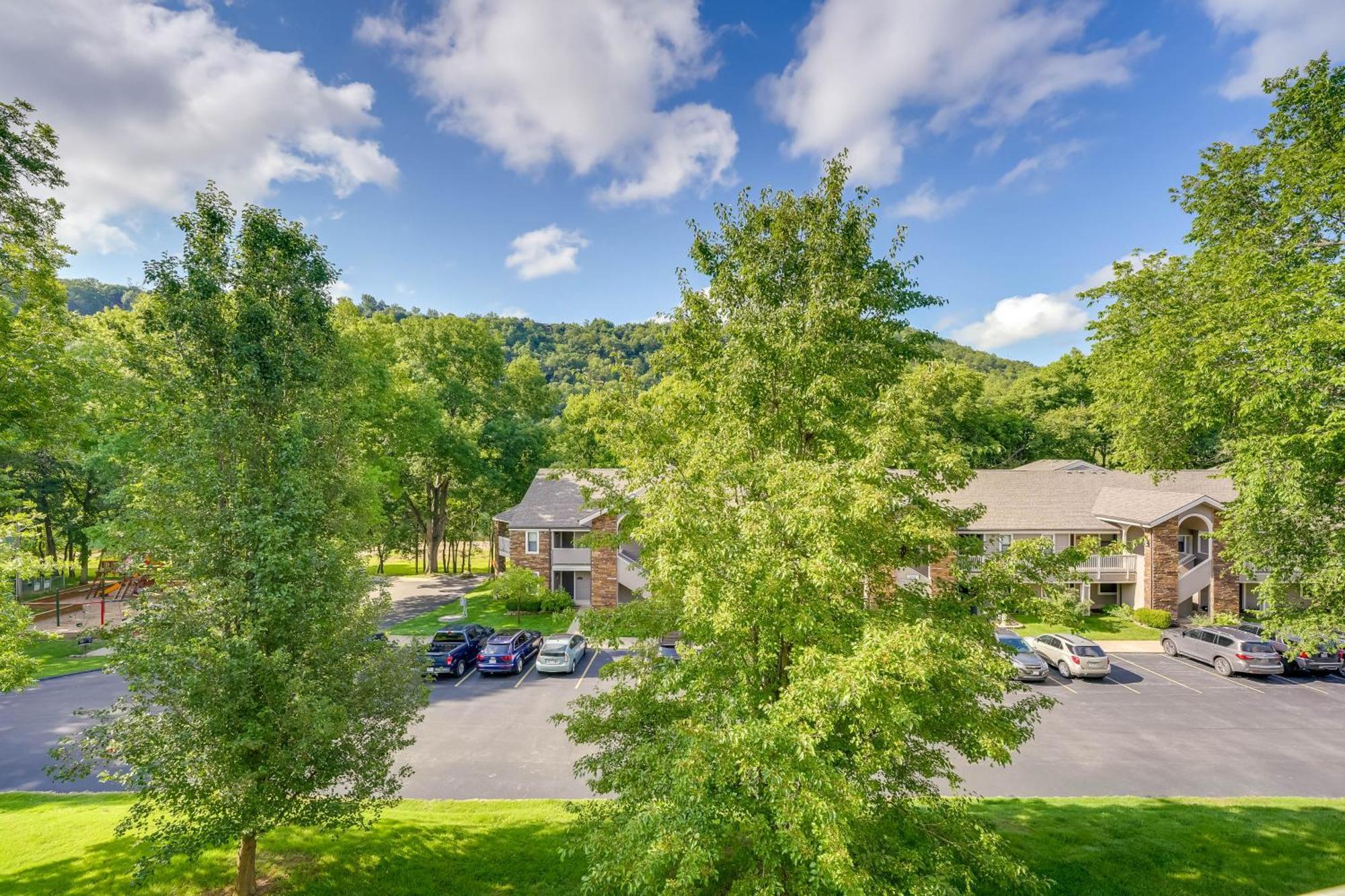 Condo With Lake Views 5 Mi To Branson Strip! Bagian luar foto